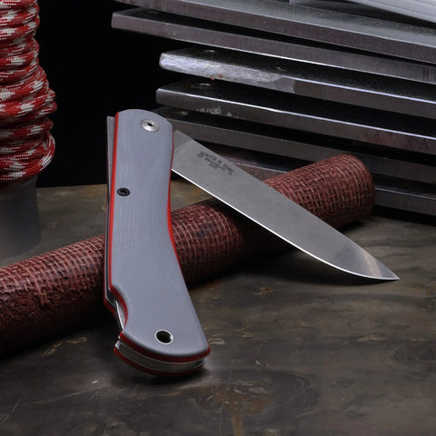 White River Mudbug Gray G10 / Red Liner – Lockback-Taschenmesser CPM MagnaCut, §42a-konform