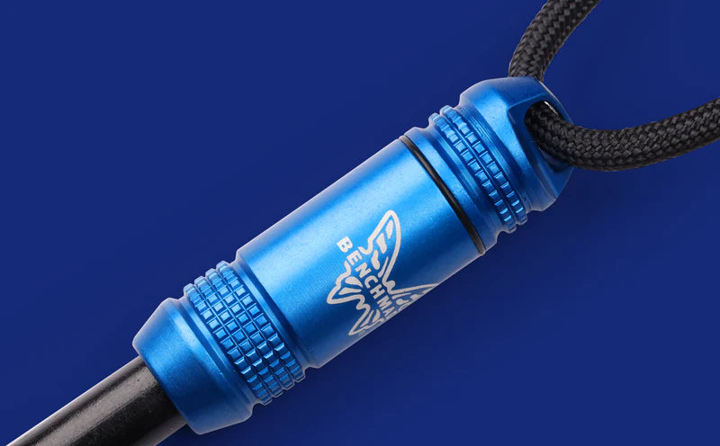 Benchmade 50023 Exotac Zündstab / Ferro Rod – Blau | Kompakter Feuerstahl für Outdoor & Bushcraft