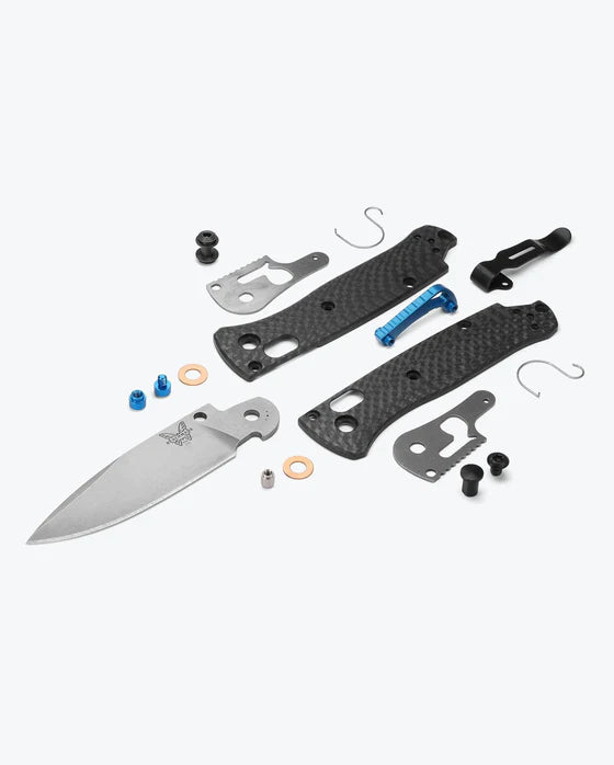 Benchmade 533-3 Mini Bugout – Carbon Fiber, CPM-S90V, AXIS Lock (Made in USA)