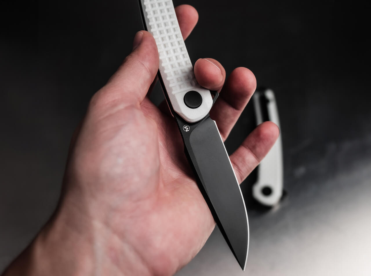 Böker Magnum Empery Taschenmesser – Einhandmesser Flipper 440B, Linerlock – §42a WaffG