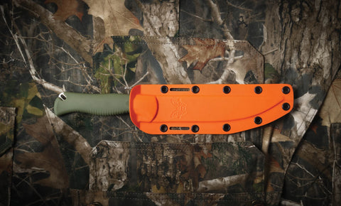 Benchmade 15500-04 Meatcrafter 6” – CPM-154 Stahl, Santoprene Griff, Boltaron Scheide